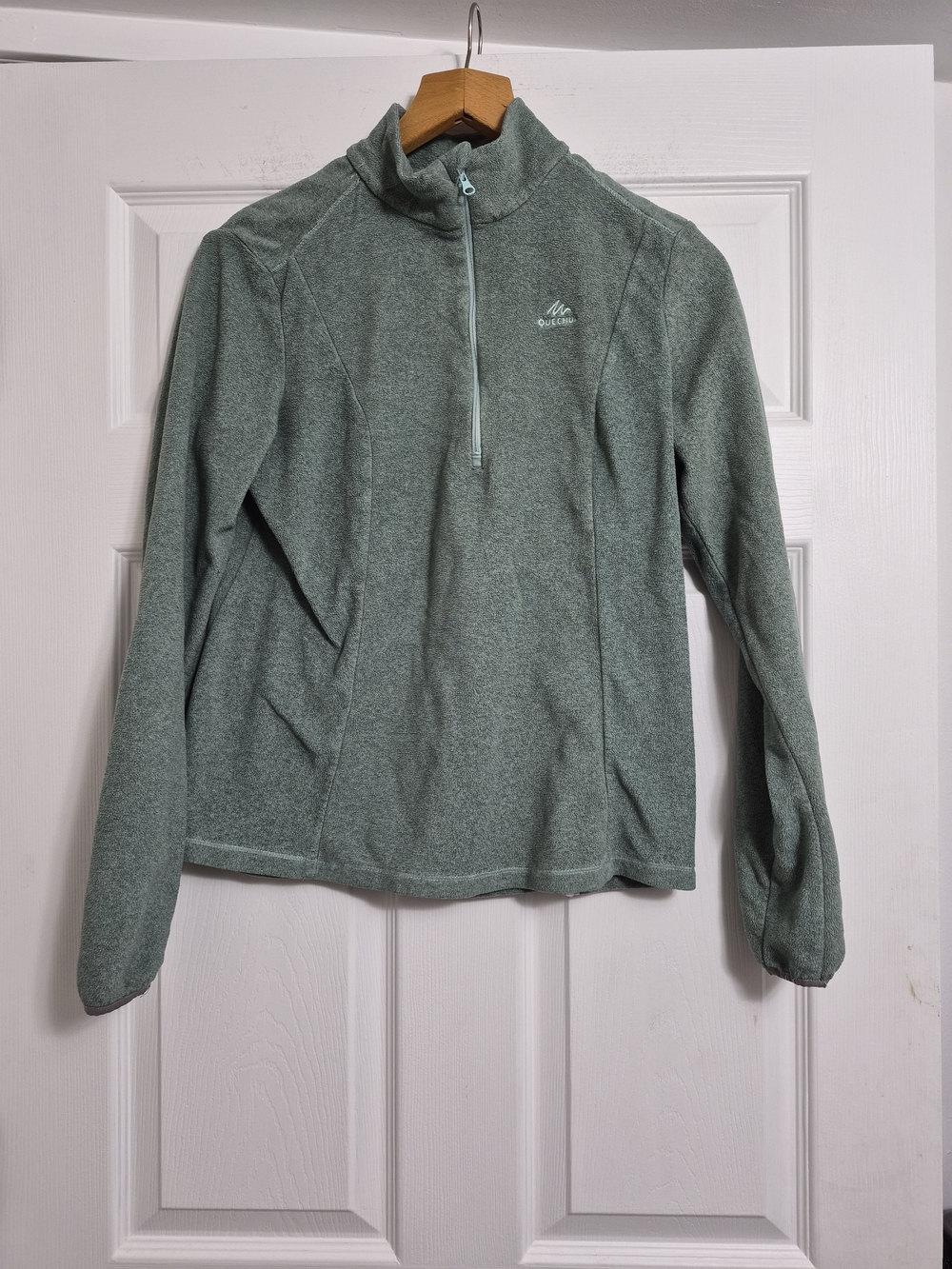 Quechua Women's Light Green Quarter-Zip Fleece Pullover